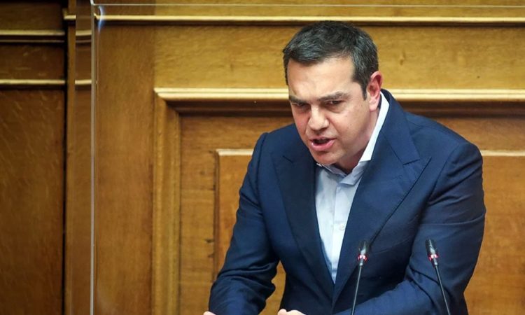 Παίζει με τις λέξεις ο Αλέξης: