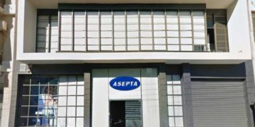 Πήγαν για δουλειά και βρήκαν… κλειστή την εταιρεία