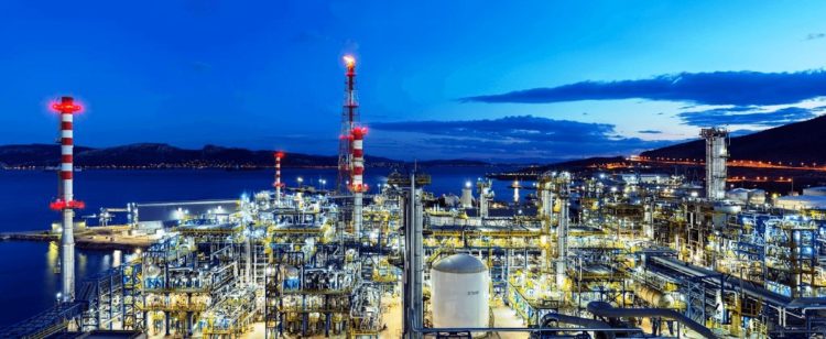 ΑΣΠΡΟΦΟΣ: Τριπλασιασμός αμοιβών για κορυφαία στελέχη