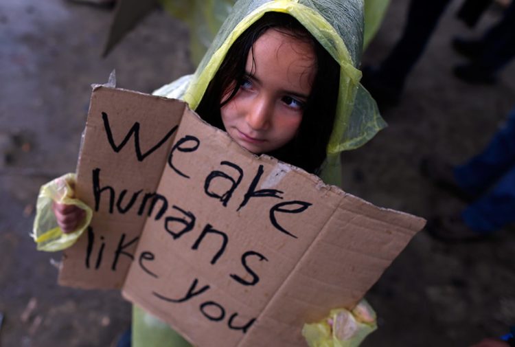 Οι μη «πραγματικοί  πρόσφυγες» του Μηταράκη