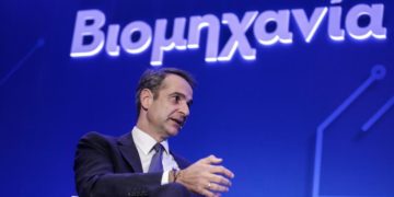 Αυξήσεις-ψίχουλα δίνουν οι βιομήχανοι και από το… 2023