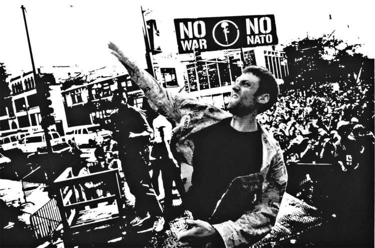 Νεομακαρθισμός σε ελληνική έκδοση