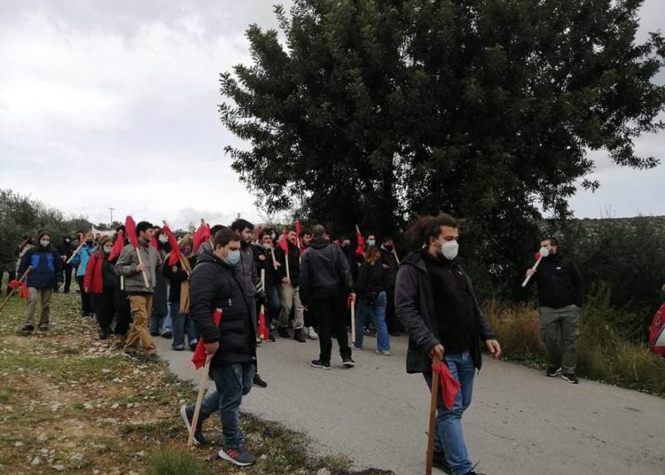 Διαδήλωση υπέρ της ειρήνης στη βάση της Σούδας (φωτο-βιντεο)