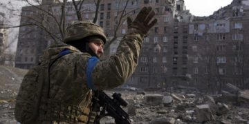 Πόλεμος διαρκείας σε πολλά μέτωπα