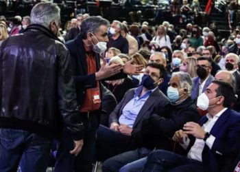 Συνέδριο ΣΥΡΙΖΑ: Κεντροαριστερή παράσταση για ένα ρόλο