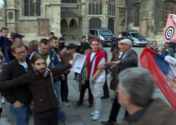 Αυστρία: Ελάχιστοι ψελλίζουν κάτι για το ΝΑΤΟ