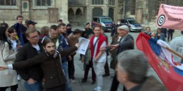 Αυστρία: Ελάχιστοι ψελλίζουν κάτι για το ΝΑΤΟ