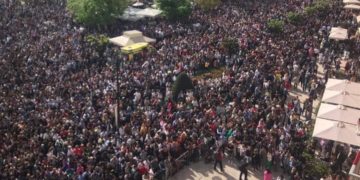 Συνύπαρξη με τον κορονοϊό και με τις απώλειες