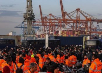 COSCO: Κλιμάκωση του αγώνα με απεργιακή Πρωτομαγιά