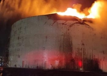 Kavala Oil: Φωτιά-απόδειξη της έλλειψης μέτρων ασφάλειας