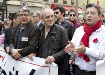 Δίλημμα από τον Μελανσόν: Εγώ ή ακροδεξιά στον β΄ γύρο;