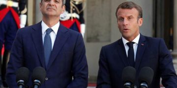 Το γαλλικό «2012» και το κοινωνικό ζήτημα ανησυχεί  το πολιτικό σύστημα