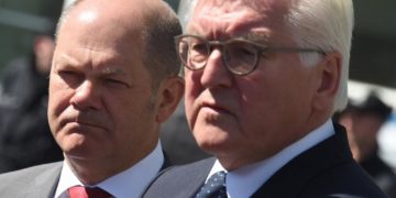 Βερολίνο vs Κίεβο και στο βάθος, ΗΠΑ!