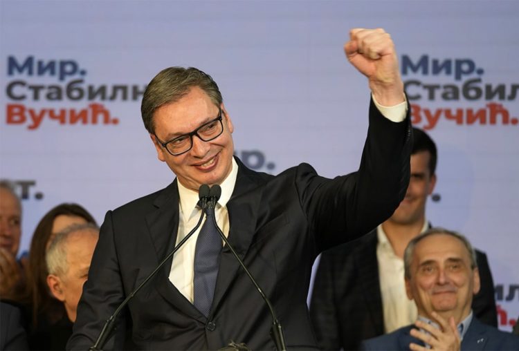 Ο Βούτσιτς πάει με… όλους:  ΕΕ, Ρωσία και Κίνα