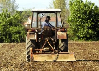 Ηλεία: Εκκλησία και ελληνικό δημόσιο «κλέβουν» τα χωράφια αγροτών