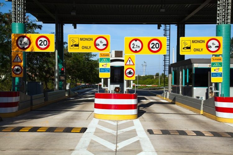 Έξω τώρα οι ιδιώτες από την Αττική Οδό!