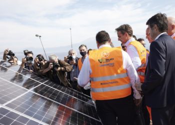 Κλιματικός νόμος: Ιδιώτες ανάδοχοι σε νησιά και νέο χαράτσι