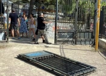 Να επαναλειτουργήσουν οι 50 καταργημένες παιδικές χαρές στην Αθήνα
