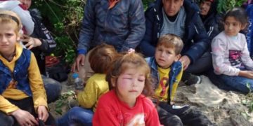 Δίκτυο Σπάρτακος: Διάσωση τώρα των εγκλωβισμένων προσφύγων σε νησίδα του Έβρου