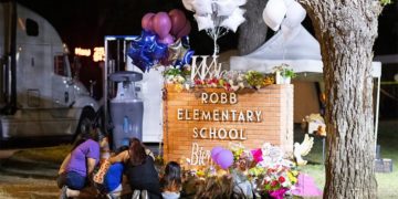 Η «Άγρια Δύση» δολοφονεί, ο Μπάιντεν υποκρίνεται