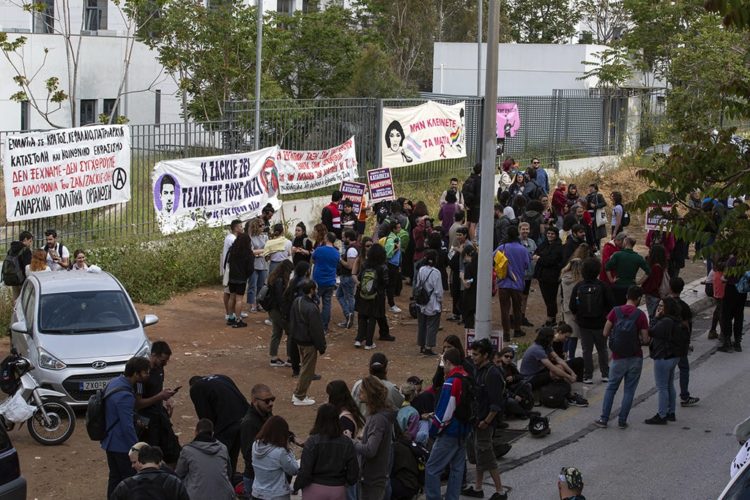 Λειψή δικαιοσύνη για Ζακ: 10 χρόνια κάθειρξη στους «δύο», αθώωση των αστυνομικών