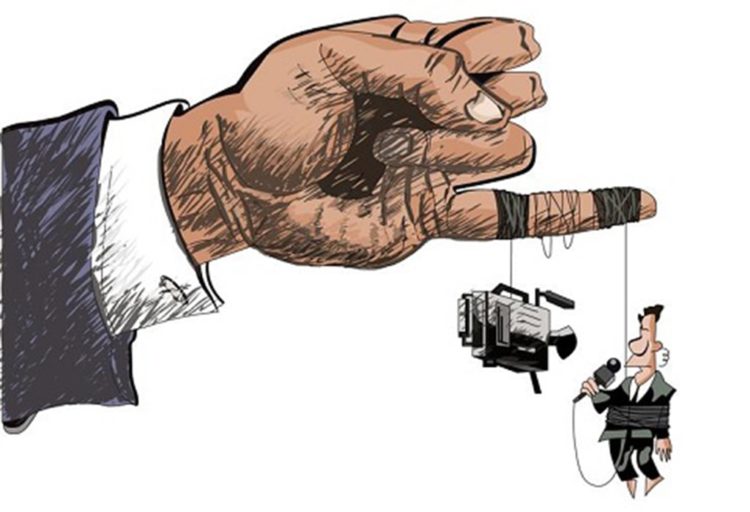 Το μεγάλο… σορτάρισμα ΝΔ και ΣΥΡΙΖΑ στα ΜΜΕ