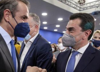 Επιτελικό κράτος σημαίνει: Και η νομοθεσία στους ιδιώτες