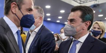 Επιτελικό κράτος σημαίνει: Και η νομοθεσία στους ιδιώτες