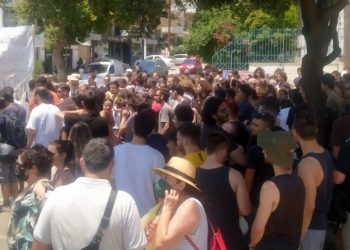 Κάτω τα χέρια από τους φοιτητές, φώναξαν στα Χανιά! (φωτογραφίες)