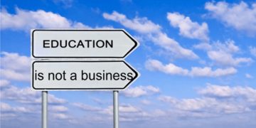 Πανεπιστήμιο-επιχείρηση με μάνατζερ και αστυνομία