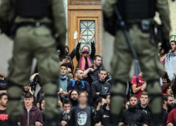 Όλοι την Παρασκευή 10 Ιουνίου στις πύλες των σχολών!