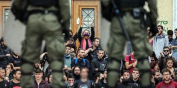 Όλοι την Παρασκευή 10 Ιουνίου στις πύλες των σχολών!