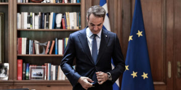 Ο φόβος του συστήματος πριν το «κραχ» οδηγεί σε κάλπες