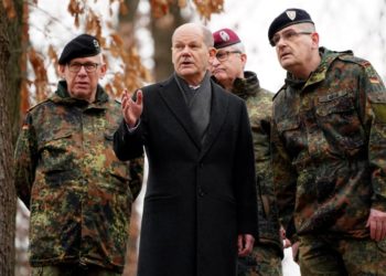 Η Γερμανία στο χακί: Ήταν… δίκαιο, έγινε πράξη!