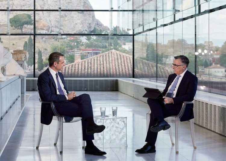 Κυβέρνηση: Ακροδεξιά κι ακροκεντρώους επιστρατεύει για τις εκλογές