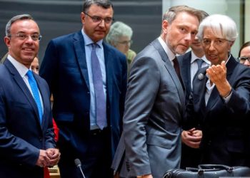 Η ενισχυμένη εποπτεία «φεύγει»,  νέα μνημόνια έρχονται