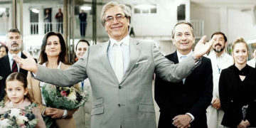 Πίσω από «το τέλειο αφεντικό»