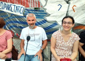Νέναντ Γκλίσιτς: Αντιπολεμική  «ανταρσία» σε Ρωσία  και Ουκρανία
