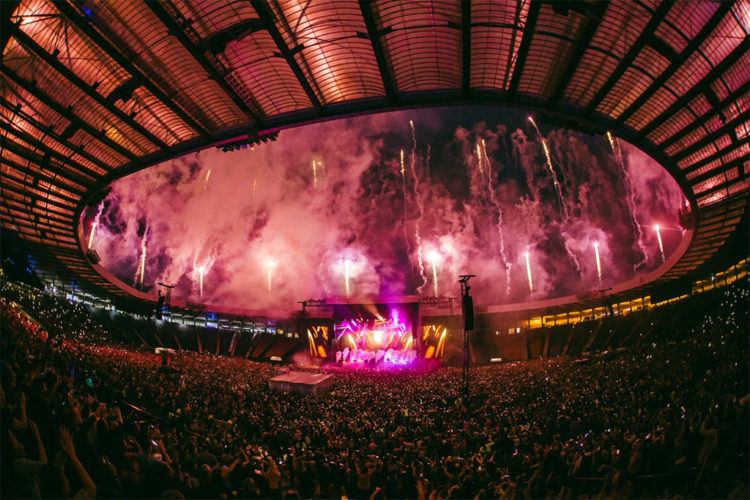 ΛΕΞ: Μεταξύ μας δεν νικιέται  η αλήθεια