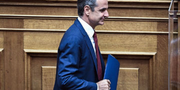 Δεν έπεισε ο… μάγος  με τα (προεκλογικά) δώρα