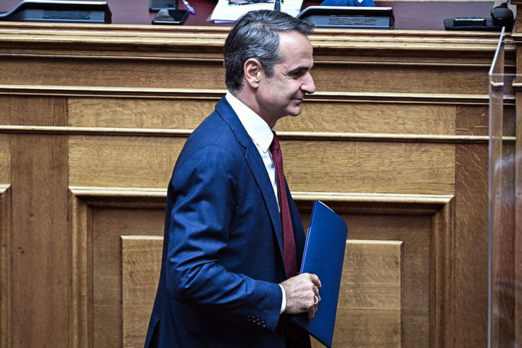 Δεν έπεισε ο… μάγος  με τα (προεκλογικά) δώρα