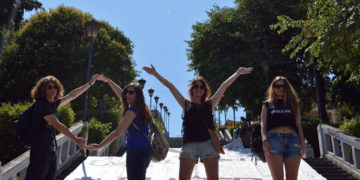 ΣΥΡΙΖΑ: «Ατμομηχανή προοδευτικών εξελίξεων το δημοψήφισμα»!