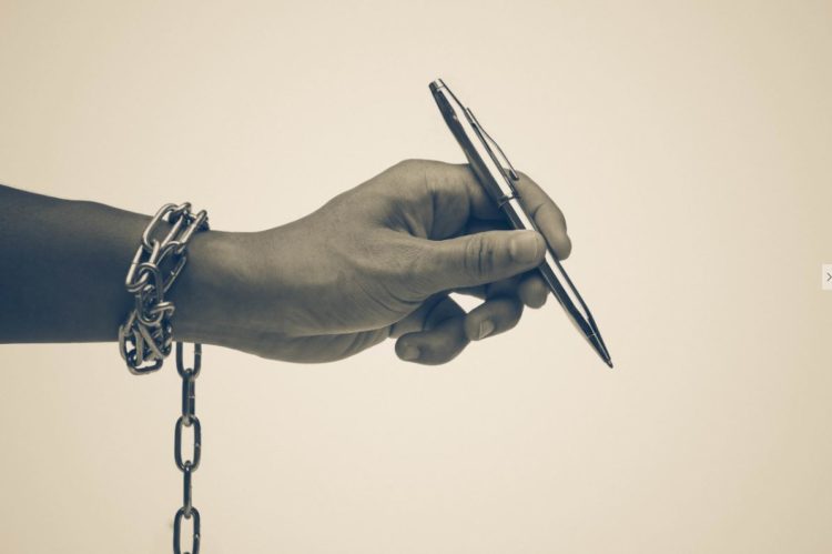 Η χαριστική βολή στην «ελευθερία του Τύπου»