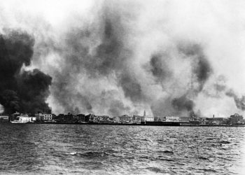 1922: Ο εθνικισμός καταστρέφει
