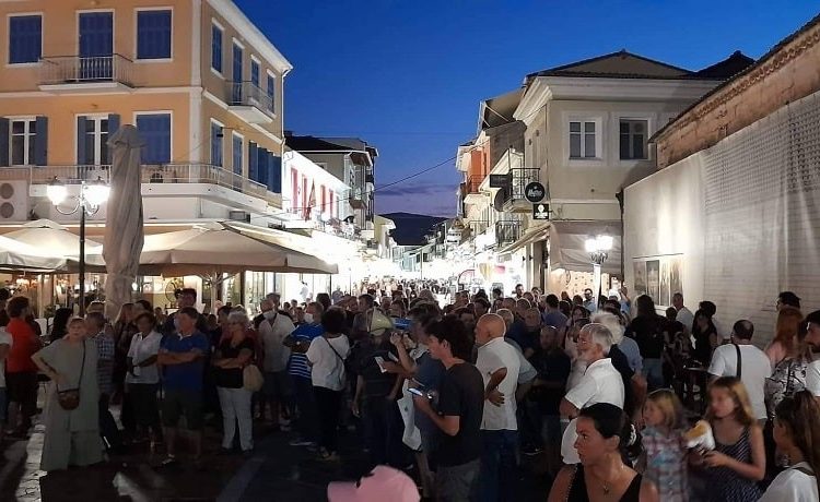 Λευκάδα: Συλλαλητήριο ενάντια στην ιδιωτικοποίηση παραλίας και Κάστρου