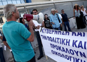 ΝΔ – ΣΥΡΙΖΑ: Ανταγωνισμός δουλικότητας υπέρ του εφοπλιστικού κεφαλαίου!