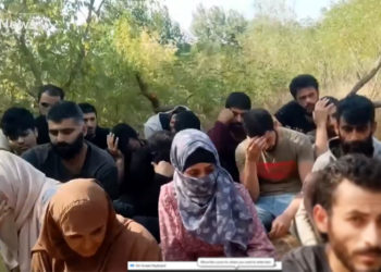 ΑΝΤΑΡΣΥΑ: Άμεση διάσωση των αποκλεισμένων προσφύγων στη νησίδα του Έβρου