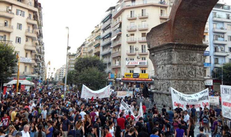 Ταξική συγκέντρωση στην Καμάρα, πρόκληση η επιδοματική λογική