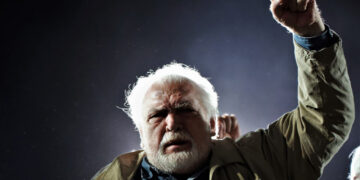 Κ. Καζάκος: Πρωταγωνιστής στο σανίδι και τους αγώνες