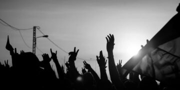 Για ένα ρεύμα ανατροπής  στη νέα εποχή των θυελλών